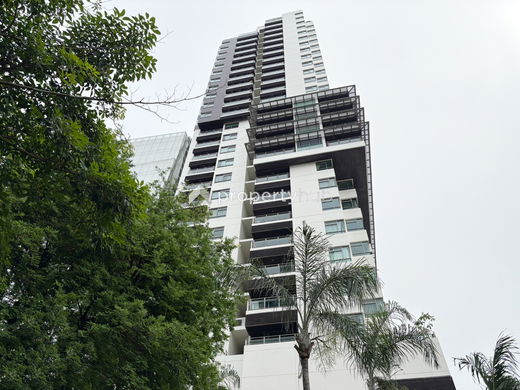 รูป The Madison - รูปที่ 2/17