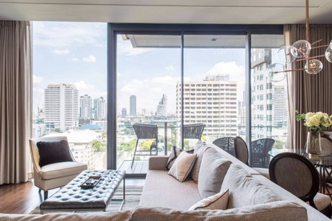 ♦ Good Deal ♦ 10+ Floor | 2 Beds, 124 sq.m. | Near BTS Phrom Phong 110 m., EmQuartier 260 m., Emporium 260 m.