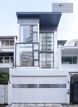 Townhome 3 ชั้น สุขุมวิท 15 | 5 นาที ถึง BTS อโศก | #2025070110774
