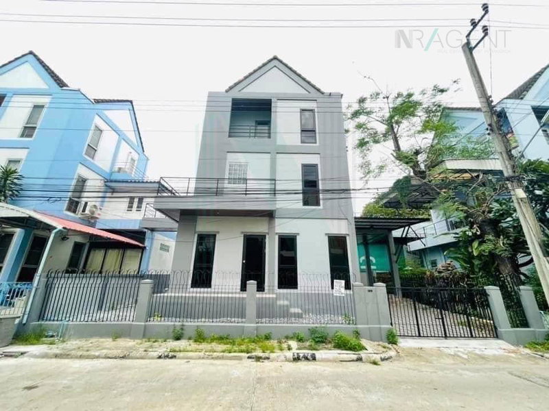 Houses for sale : 📌 For Sell Twin house BAAN SAENG ARUN 3-story 3 bedroom 3 bathroom