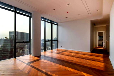 ขายคอนโด : ♦ Special unit ♦ ชั้น 40+ | 4 ห้องนอน 5 ห้องน้ำ | 294.59 ตร.ม.,สระว่ายน้ำส่วนตัว | ใกล้ BTS พร้อมพงษ์ 110 ม., เอ็มควอเทียร์ 260 ม., เอ็มโพเรียม 260 ม.