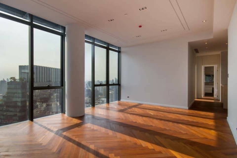 ♦ Special unit ♦ 40+ Floor | 4 Beds, 5 Baths | 294.59 sq.m., Private swimming pool | Near BTS Phrom Phong 110 m., EmQuartier 260 m., Emporium 260 m.