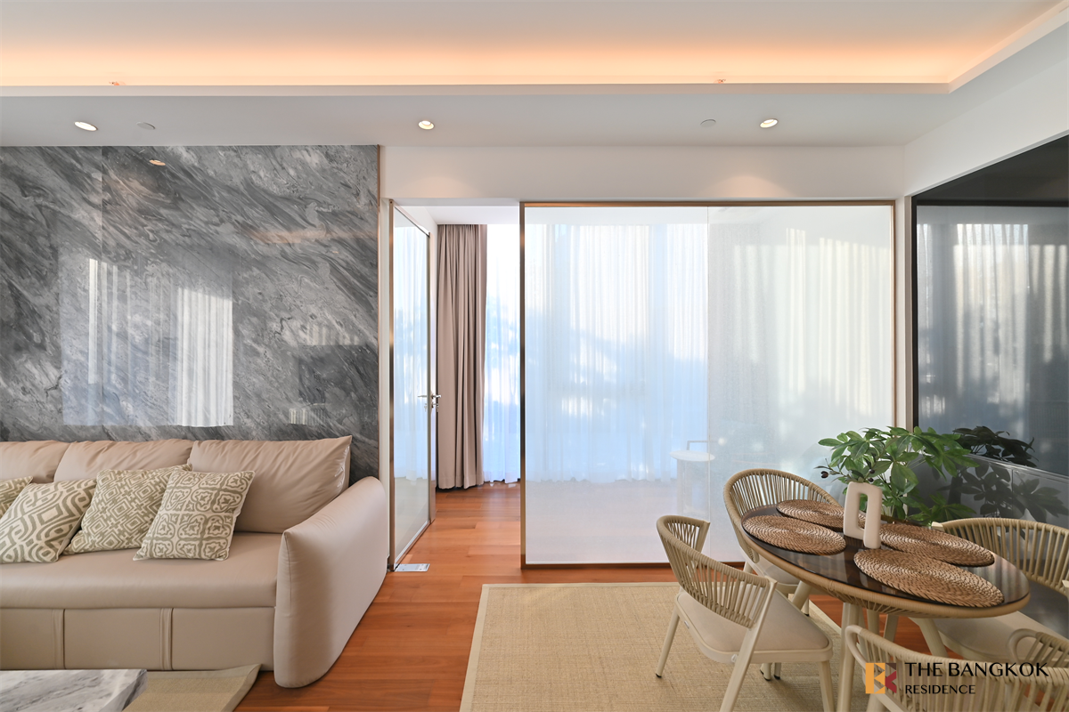 picture The Estelle Phrom Phong Luxury Unit, Ready for You Without the Wait near BTS Phrom Phong - 8/10