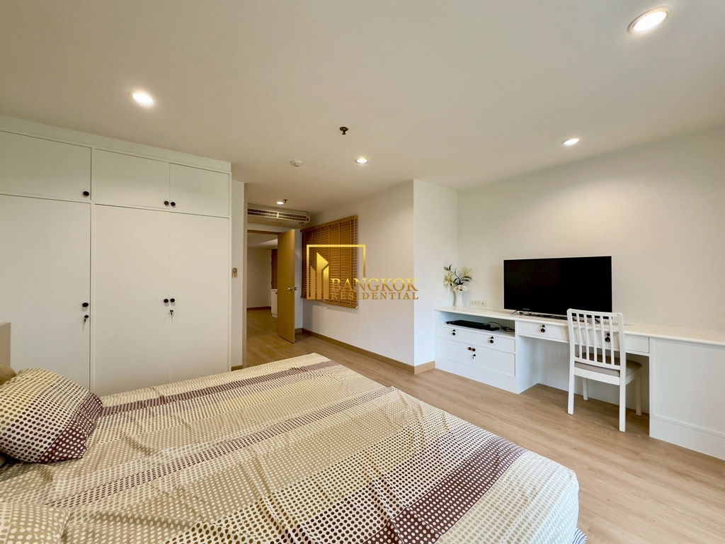 รูป Baan Suanpetch - Spacious 2 Bedroom Condo in Phrom Phong Area - BR18862CD - รูปที่ 22/36