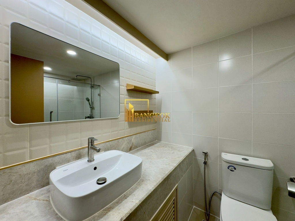 รูป Baan Suanpetch - Spacious 2 Bedroom Condo in Phrom Phong Area - BR18862CD - รูปที่ 23/36