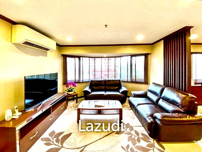 Condos for sale Sukumvit 39 : Baan Suanpetch Condo for sale with tenant