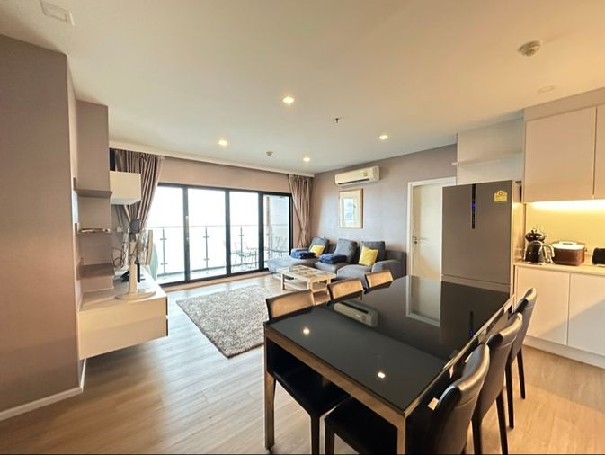 Penthouse: 3 bed 3 bath 120 sq m panoramic sea view