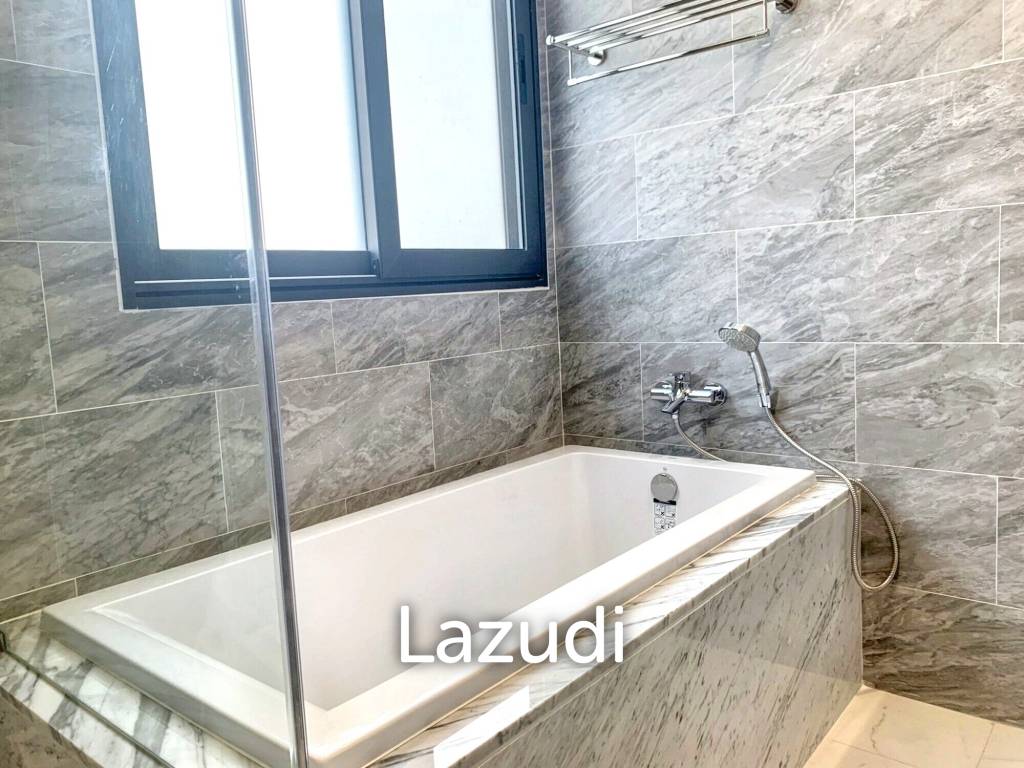 รูป 111 Residence Luxury Apartment Sukhumvit 39 (Soi Phopmit) for RENT - รูปที่ 11/11
