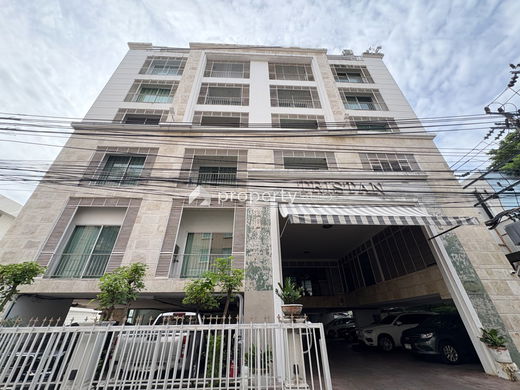 Project Tristan Condominium Picture - 1/10