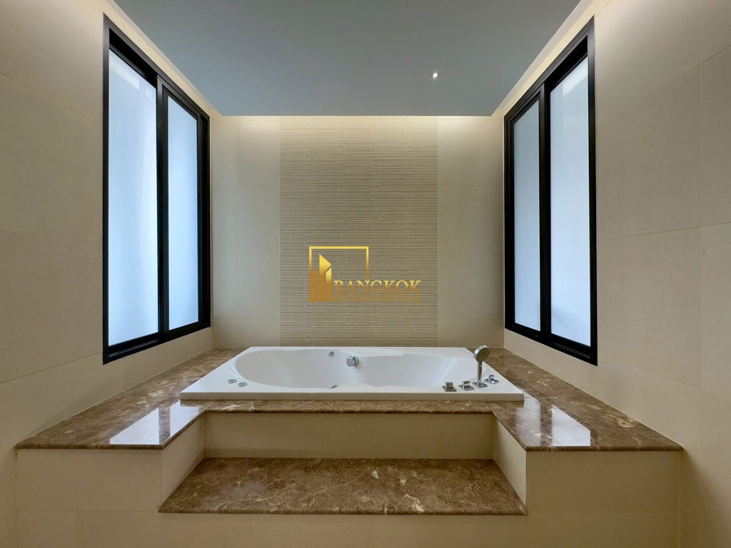 picture Very Spacious 4 Bedroom Luxury Apartment For Rent in Phrom Phong - BR0966AP - 24/65