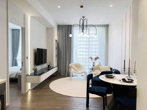 Condo for Rent MUNIQ Langsuan (CR01624)