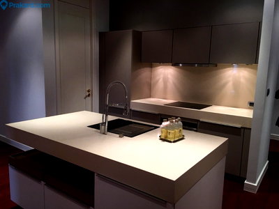 Condos for rent : ● Prime Location ● 15+ Floor | Beds, 131.00 sq.m. | Near BTS Phrom Phong 110 m., EmQuartier 260 m., Emporium 260 m.