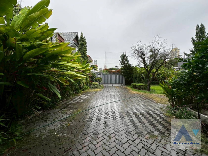 รูป 🔼🔽 AccomA 📩  Spacious Family Home with Pool and Lawn (10003201) - รูปที่ 18/20