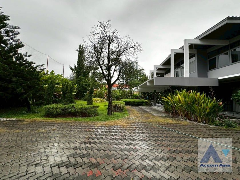 รูป 🔼🔽 AccomA 📩  Spacious Family Home with Pool and Lawn (10003201) - รูปที่ 17/20