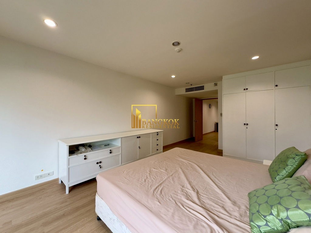รูป Baan Suanpetch - Spacious 2 Bedroom Condo in Phrom Phong Area - BR18862CD - รูปที่ 15/36