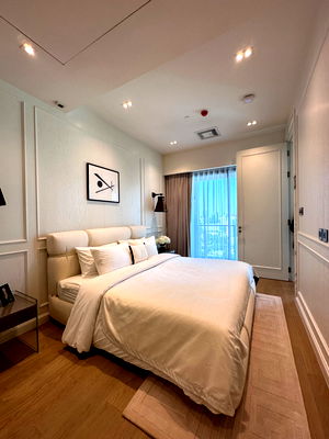 Condos for sale : For sale The Strand Thonglor best price 