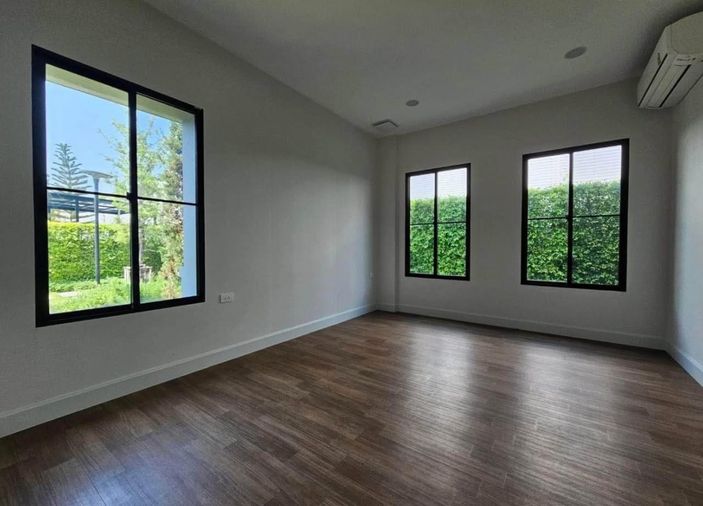 4-bed house for rent, 304 sqm, 120 sq wah, NANTAWAN Pinklao - Kanchana