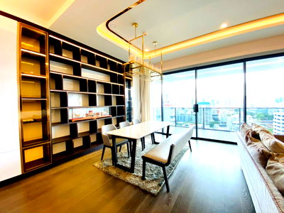 คอนโดให้เช่า : ♦ Ultimate class ♦ ชั้น 10+ 201.43 ตร.ม. | 3 ห้องนอน วิวเมือง | ใกล้ เอททองหล่อ 1 นาที, ดองกิ มอลล์ 2 นาที, BTS ทองหล่อ 4 นาที