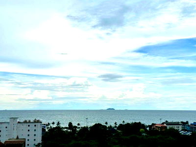 Condos for rent Jomtien Sai 2 : ⛵ Riviera Jomtien ⛵ Sea view / 12F / 1bedroom >> THB15,000/month彡