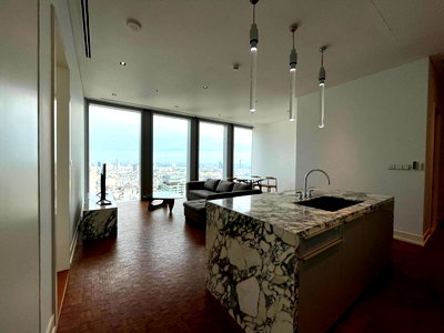 Condos for sale : ❖ Good Deal ❖ 40+ Floor 126.00 sq.m. | 2 beds 3 baths | near BTS Chong Nonsi 2 mins, King Power Mahanakhon 3 mins, Sathorn Square 4 mins