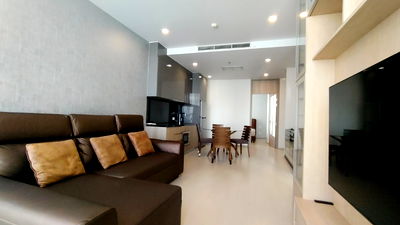 Condos for rent BTS Chit Lom : For rent 2 bedrooms 70 sq.m. high floor Noble Ploenchit