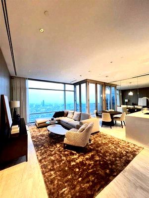 คอนโดให้เช่า : ❖ Pet Friendly ❖ ชั้น 45+ 125.00 ตร.ม. | 2 ห้องนอน 3 ห้องน้ำ | ใกล้รถไฟฟ้า BTS สะพานตากสิน 6 นาที, เอเชียทีค เดอะ ริเวอร์ฟรอนท์ 5 นาที