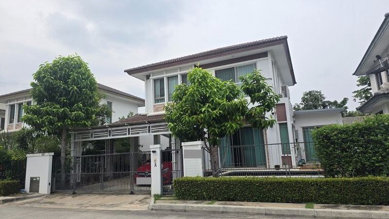 ขายบ้านเดี่ยว : ขายด่วน บ้านสวย 2 ชั้น โครงการ มัณฑนา เลค วัชรพล โซนด้านหน้าทะเลสาป สภาพใหม่ สวย ดูแลอย่างดี