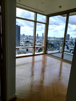 คอนโดให้เช่า : ❖ Best View ❖ ชั้น 20++ 137.13 ตร.ม. | 2 ห้องนอน 2 ห้องน้ำ | ใกล้รถไฟฟ้า BTS สะพานตากสิน 6 นาที, เอเชียทีค เดอะ ริเวอร์ฟรอนท์ 5 นาที