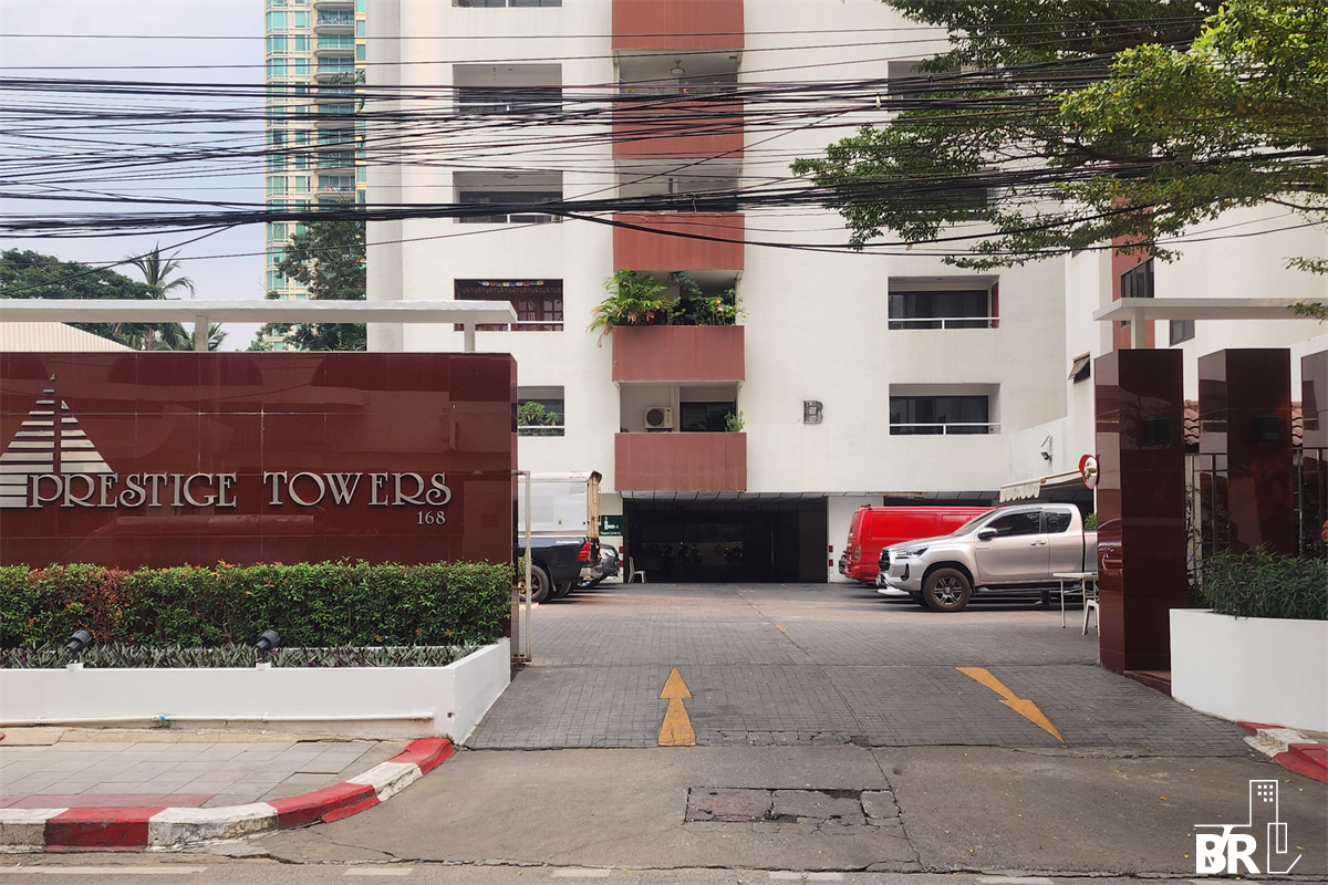 picture Prestige Tower near MRT Sukhumvit Station The Privilege of Luxury in an Economic Hub Location - 3/9