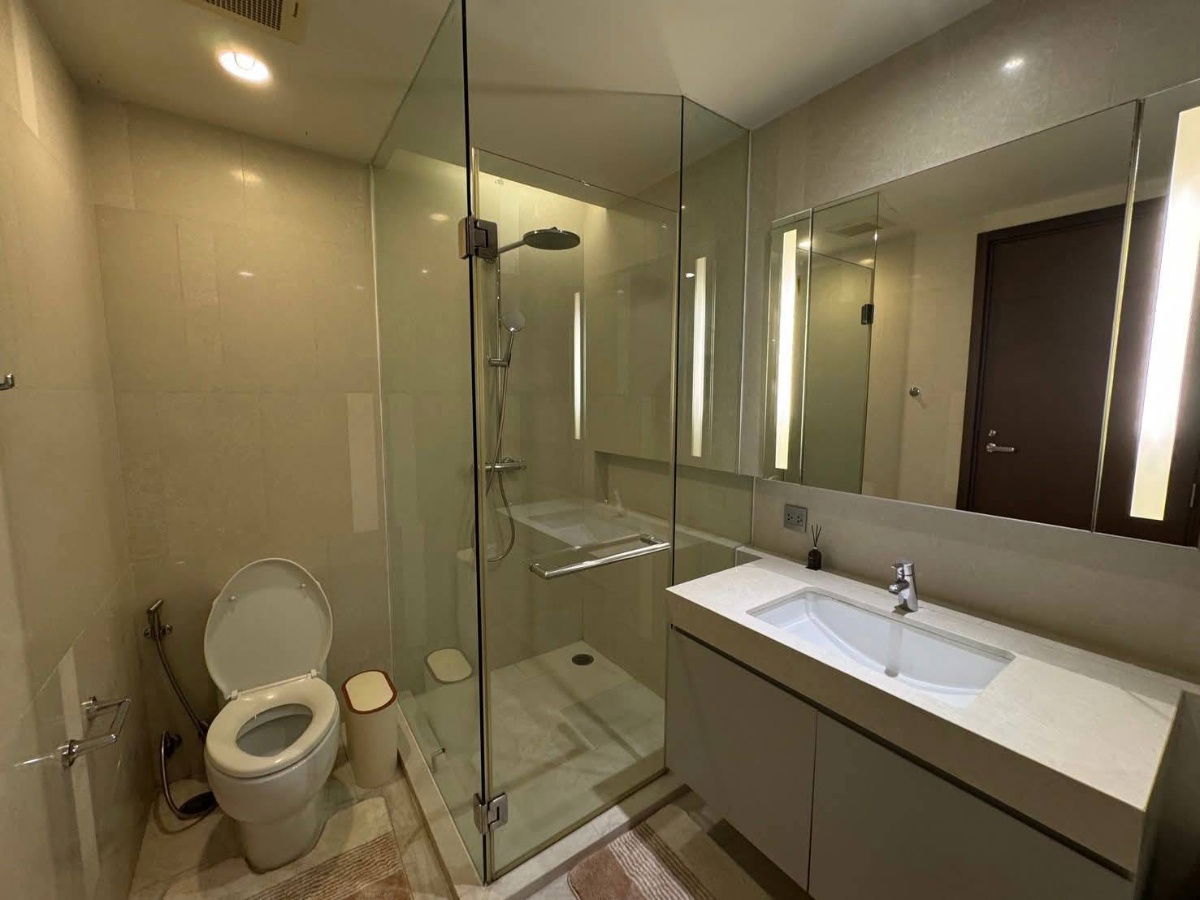 picture Luxury Condo for Rent at Quattro by Sansiri - 8/8