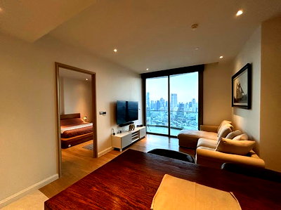 คอนโดให้เช่า : ♦ Nice Decoration ♦ ชั้น 35+ 66.00 ตร.ม. | 1 ห้องนอน 1 ห้องน้ำ, วิวแม่น้ำเจ้าพระยา | ใกล้ ไอคอนสยาม 1 นาที, BTS กรุงธนบุรี 2 นาที