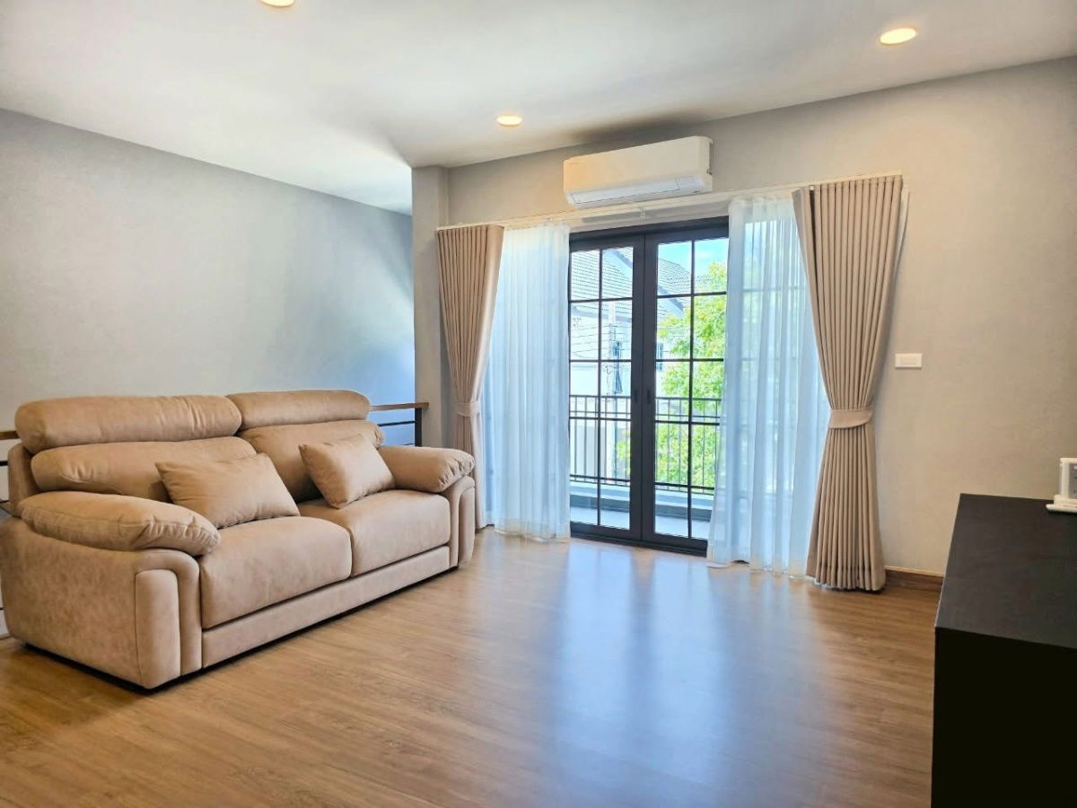 picture Brand new house, never lived in, beautiful plot, close to the garden, the largest house model - 5/13