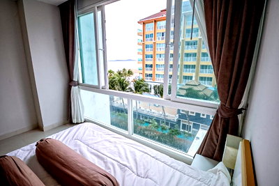 ขายคอนโด : Sale  Condo  Superstar  thailand    บีชฟร้อนท์ จอมเทียน เรสซิเดนท์ (Beachfront Jomtien Residence)