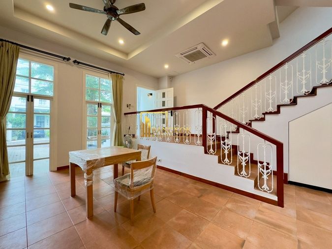 3-bed townhouse for rent, 300 sqm, 200 sq wah, Pathum Wan