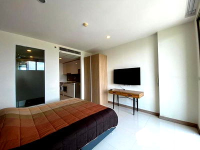 Condos for sale Terminal 21 Pattaya : Studio Condo at The Riviera Wongamat close to Sanctuary of Truth (ID 1880358)