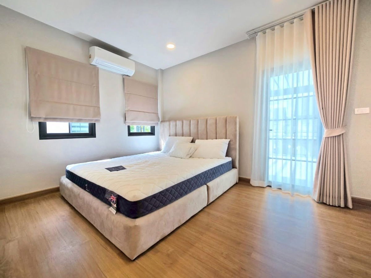 picture Brand new house, never lived in, beautiful plot, close to the garden, the largest house model - 9/13
