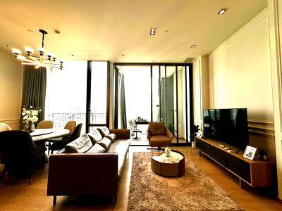 Condos for rent Bangkok : Condo For Rent!!28 Chidlom (BTS Chidlom)