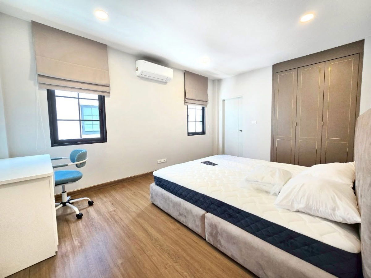 picture Brand new house, never lived in, beautiful plot, close to the garden, the largest house model - 10/13
