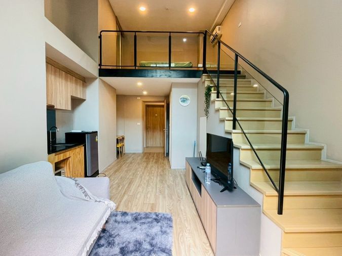 ให้เช่าคอนโด   บลอสซั่ม คอนโด สาทร-เจริญราษฎร์ Duplex ชั้น1 ,45ตรม.