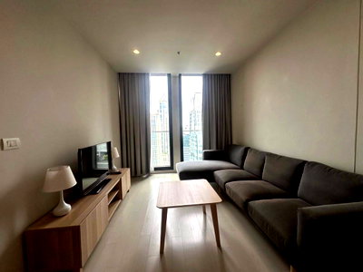 Condos for sale : ♦ Rare Unit ♦ Floor 30+ Type A08 | Size 58.72 sq.m. 1 bedroom | Condo with Skywalk connected to BTS Ploenchit and Central embassy