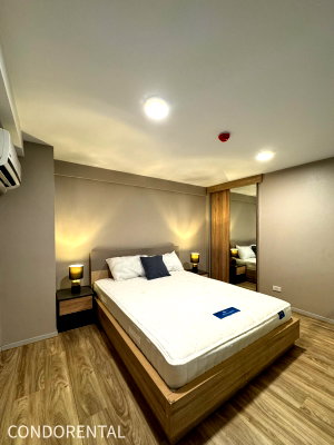 เช่าคอนโด รร.นานาชาติโชรส์เบอรี่  : Blossom Condo @ Sathorn - Charoenrat ห้องสวย ราคาดี สอบถามเพิ่มเติมได้ที่ Line @condorental