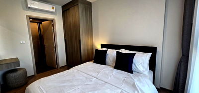Condos for sale BTS Thong Lo (Thong Lor) : P-117297 Condo for sell THE BASE Phetchaburi-Thonglor fully furnished.
