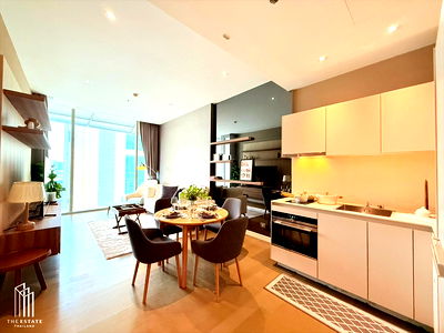 Condos for rent : For rent Magnolias Ratchadamri Boulevard near BTS Ratchadamri, beautifully decorated @50,000 Baht
