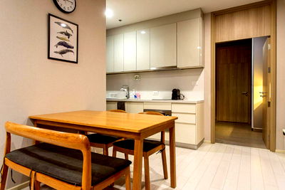 Condos for sale Phloen Chit Road : ♦ Rare Unit ♦ Floor 20+ Type A03 | Size 55.71 sq.m. 1 bedroom | Condo with Skywalk connecting to BTS Ploenchit and Central embassy