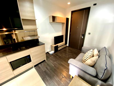 Condos for rent : ♥️✨For rent Condo The line asoke ratchada 1 bedroom 1 bathroom near mrt rama9