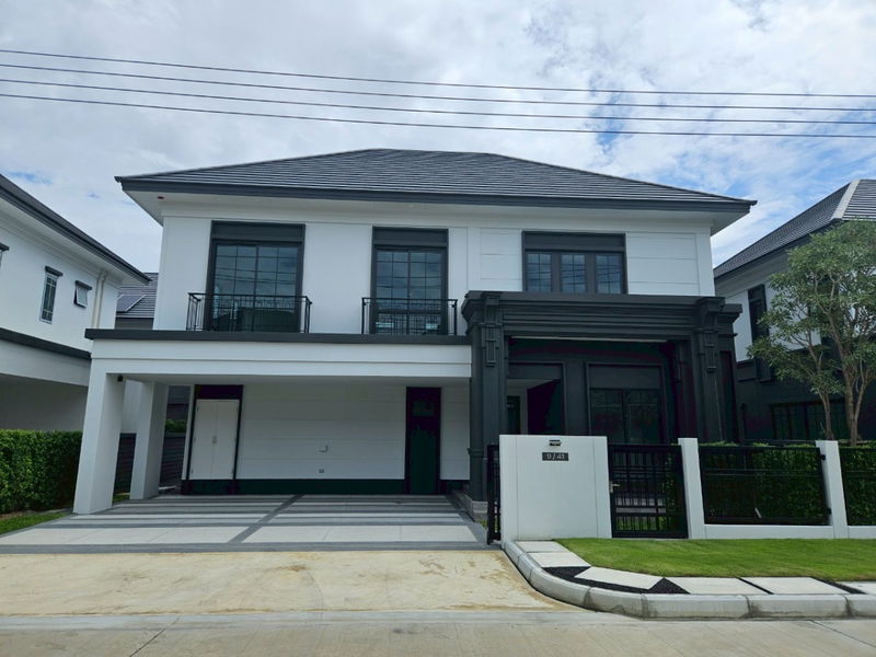 ขายบ้านเดี่ยว : บ้านเดี่ยวติดถนนใหญ่ เปิดเฟสใใหม่ ทำเลสวย