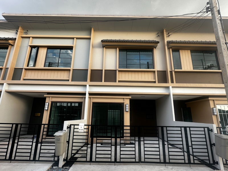 ขายทาวน์โฮม : ขายบ้านสิริเพลส รังสิต คลอง 2 บ้านใหม่จากโครงการแสนสิริ