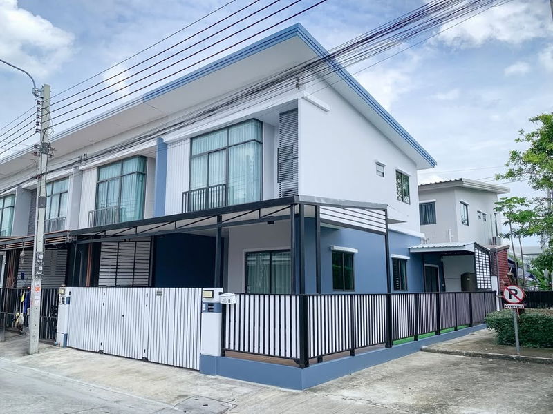 ขายทาวน์โฮม : P ขายทาวน์เฮาส์ 2 ชั้นหมู่บ้านพฤกษาวิลล์ 97 วงแหวน - อ่อนนุช 29 ตารางวา