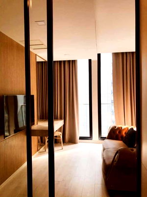 Condos for sale Phloen Chit Road : ♦ Prime Location ♦ Floor 05+ Type A11 | Size 49.03 sq.m. 1 bedroom | Condo with Skywalk connected to the BTS Ploenchit and Central M Besie.