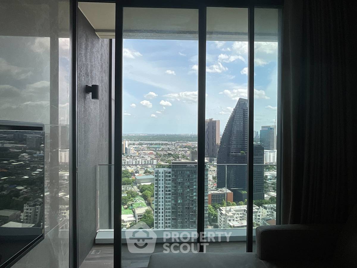 รูป คอนโด 2-ห้องนอน ที่ ดิ เอส อโศก ใกล้ MRT สุขุมวิท (ID 2168982) - รูปที่ 10/22
